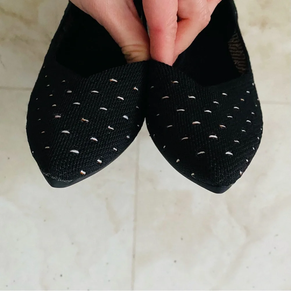 $145 Rothy's Pointed Toe Black Ivory Polka Dot Slip-on Knit Ballet Flats Sz 5.5